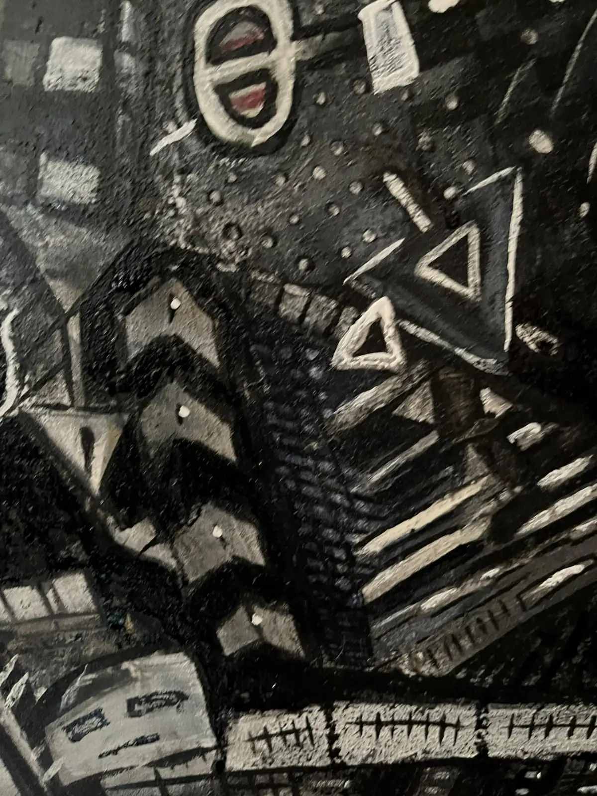 Detail — dark grid with white markings